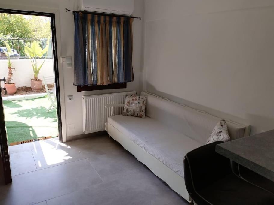 Afrodite Diakopto Exteriör bild